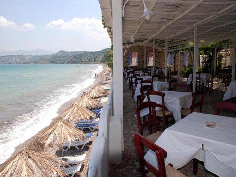 Taradella Hotel Alissós Exterior foto