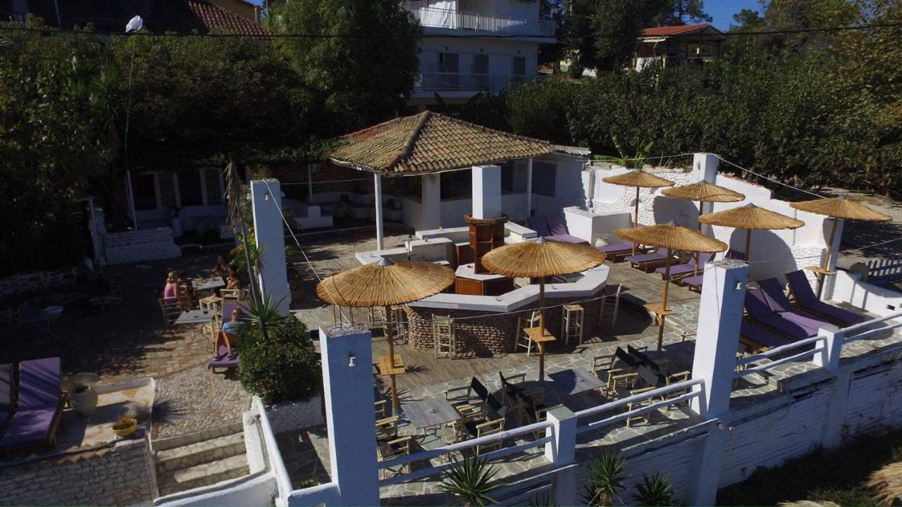 Taradella Hotel Alissós Exterior foto